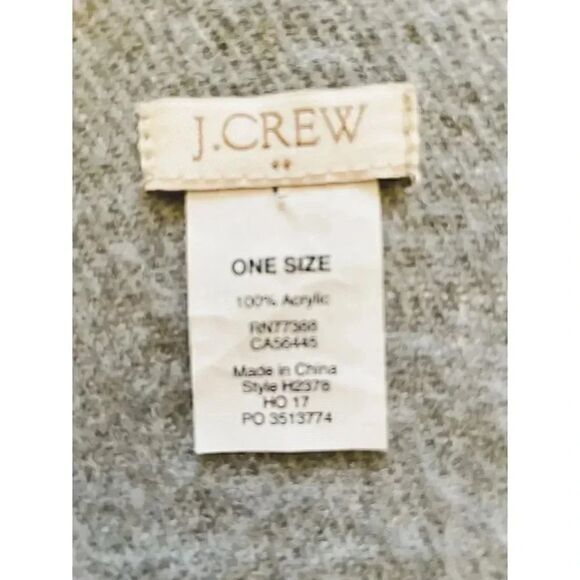 2 for $30 J Crew Gray Oversized Plaid Blanket Scarf Fringe Throw - Picture 7 of 9